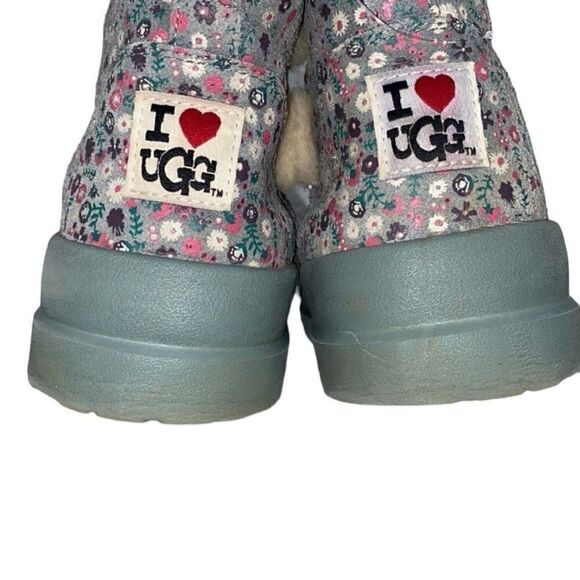 UGG Floral Print Gray Ankle Boots(Size 7) - Picture 11 of 12
